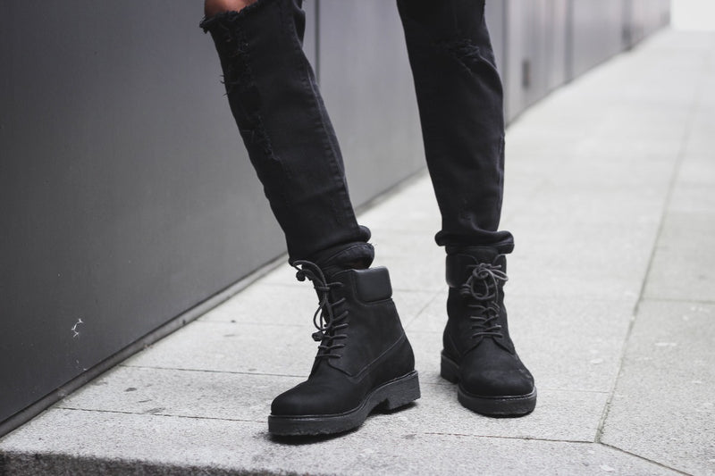 Lace-up Boot - Black - Lordya