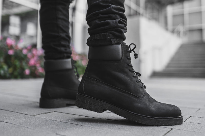 Lace-up Boot - Black - Lordya