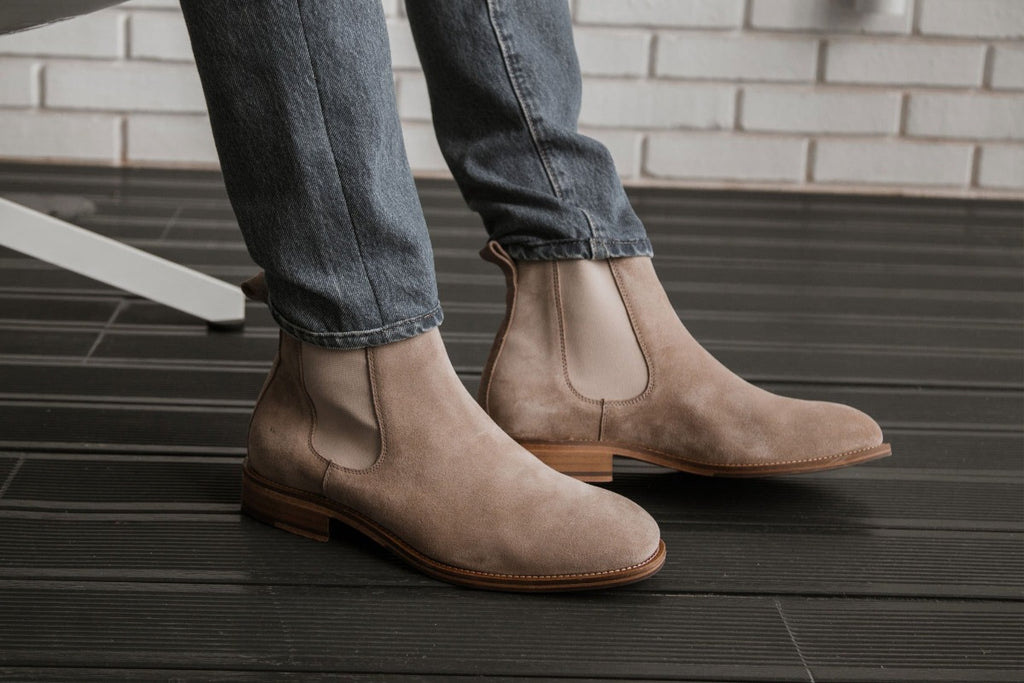 Lordya Classic Chelsea Boots - Stone suede